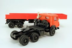 KAMAZ-5410 with semitrailer ODAZ-9370 red Elecon Arek 1:43