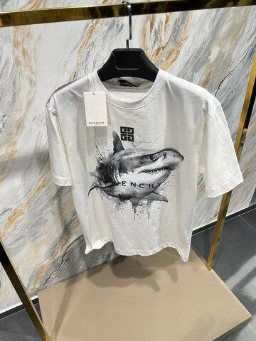 Футболка Givenchy 226538white