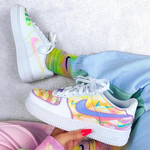 nike kaws air force 1