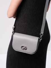 Сумка кожаная кросс-боди светло-серая