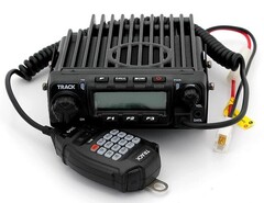 Track 200 U Автомобильная радиостанция