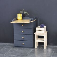 Пеленальный комод деревянный Алиса с откидным столиком, 60х44х88 см, детский комод с 4 ящиками для хранения вещей из массива сосны, серый/антик