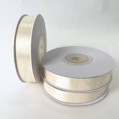 Лента Атласная (1,2см*22,85м) Белый песок.