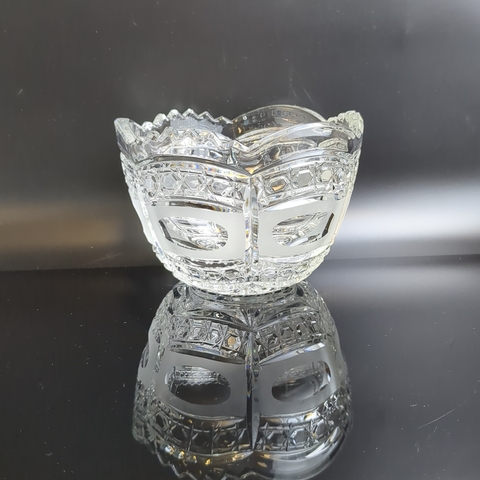 Салатник хрустальный алмазная грань, геометрический декор, матовый хрусталь, винтаж СССР 1970-1990 гг