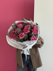 Моно букет из роз Кантри и эвкалипта