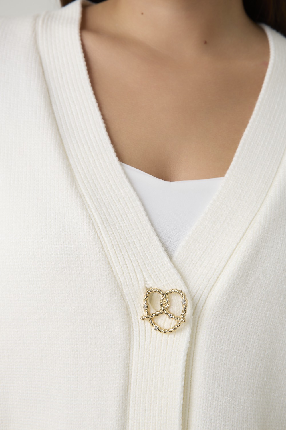 Кардиган вязаный с перьями, молочный