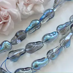 Бусины стеклянные, серо-голубой с переливами, фриформ 22*13 мм, 1 бусина, МК049