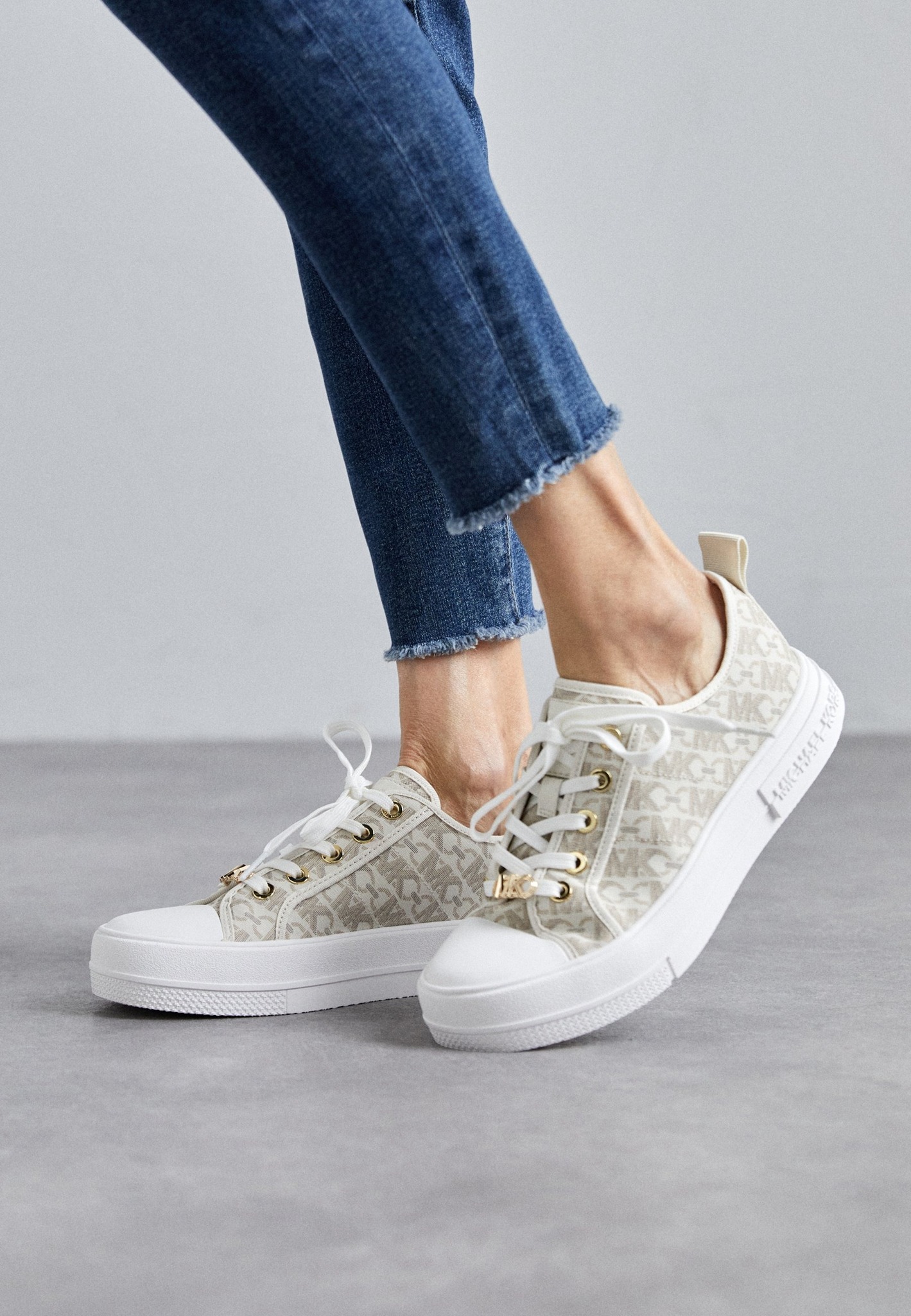 Michael michael kors store casey sneaker
