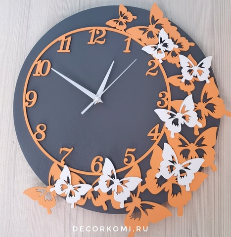 Часы с бабочками ДекорКоми из дерева