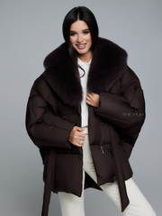 Пуховик летучая мышь винного цвета с мехом