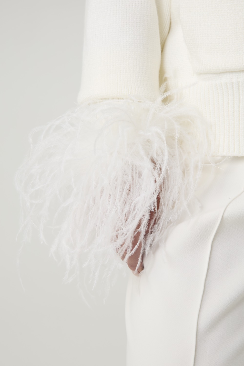 Кардиган вязаный с перьями, молочный