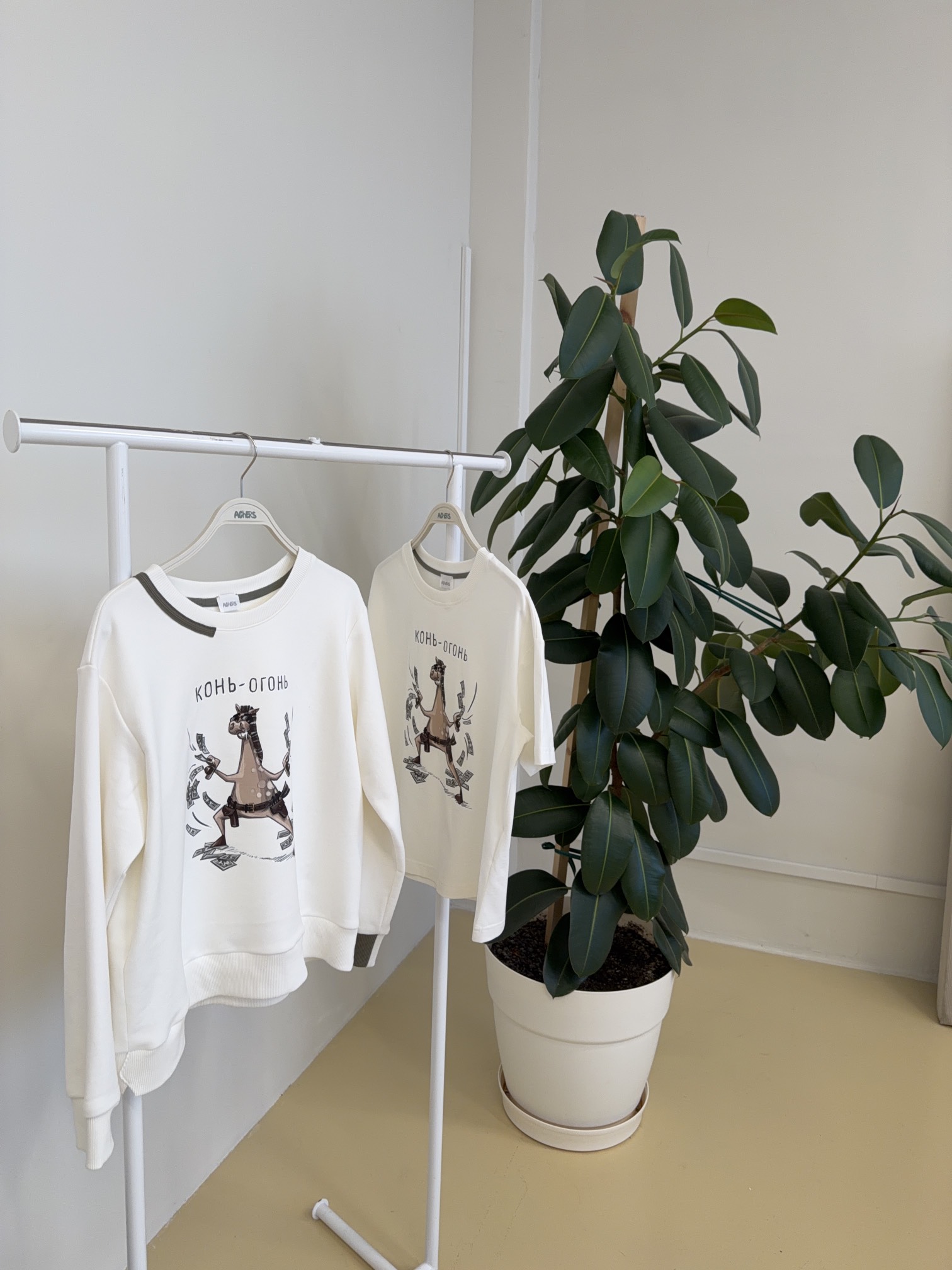 СВИТШОТ ЖЕНСКИЙ 