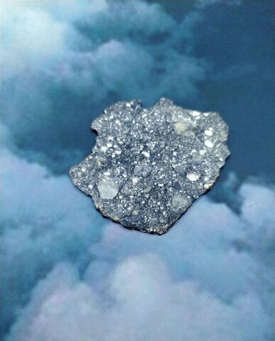 NWA 10608 (лунный метеорит)