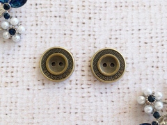 Пуговицы, d 1,8 см, 2 прокола, бронза