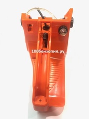 Топливный бак в сборе с ручкой газа для бензопилы 52 см3 ( с праймером )