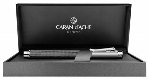 Ручка перьевая Caran d'Ache Varius Ivanhoe SP F (4490.004)