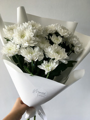 Букет из 3 веток кустовой хризантемы