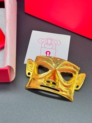 22825- Стильная брошь МАСКА в стиле Schiaparelli