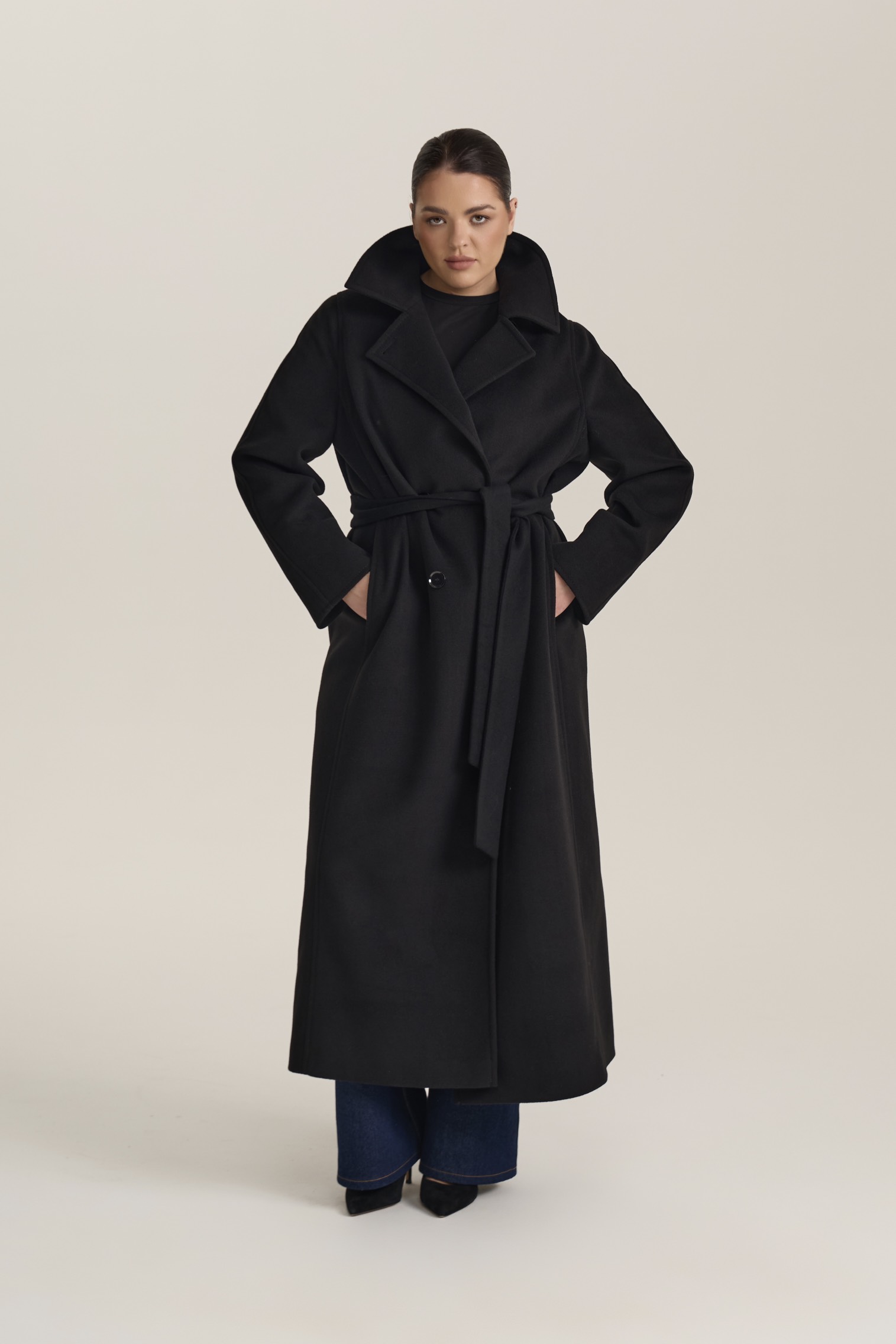 Пальто двубортное с отстрочкой, черный