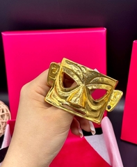 22825- Стильная брошь МАСКА в стиле Schiaparelli