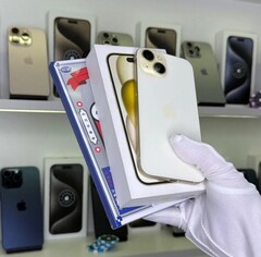 iPhone 15, 256 ГБ б/у