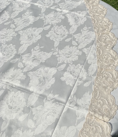 Скатерть 220 и 12 салфеток Palombella Brenda Traviata сливочные