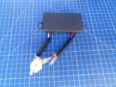 Блок AVR DDE 2 кВт, 1Ф GG2700/3300 ( 1 колодка на 4 провода + 2 провода) --> 20-0001