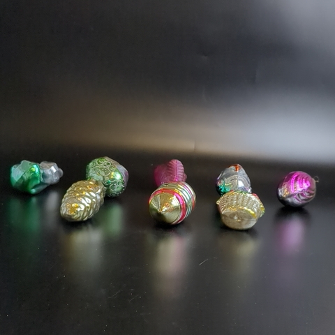 Ёлочные игрушки набор из 8 разных штук, попугай, кексик, кузнечик и др, стекло, подвесные, ручная роспись, винтаж СССР 1970-1990 гг