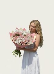 Стойкий букет "ВАУ"