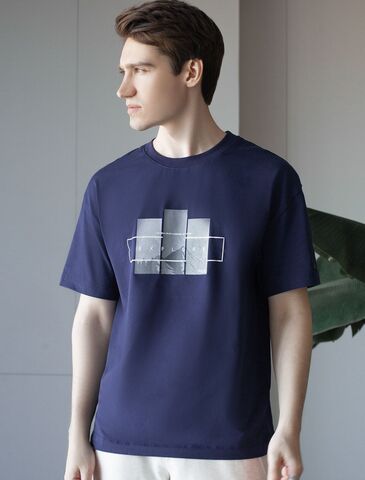 Свободная футболка  с авторским принтом  U49.048 (121404)