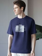 Свободная футболка  с авторским принтом  U49.048 (121404)