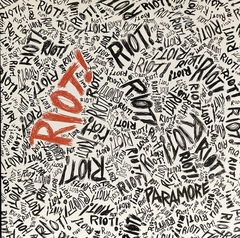 PARAMORE – RIOT!