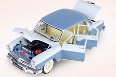 GAZ-M21 Volga 1:8 DeAgostini fully assembled