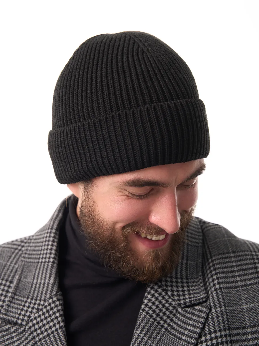 Шапка зимняя на флисе вязаная осень