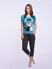 Комплект женский(футболка+капри)