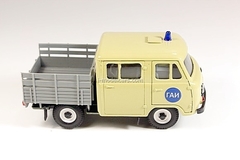 UAZ-39094 Farmer GAI Police beige-gray Agat Mossar Tantal 1:43