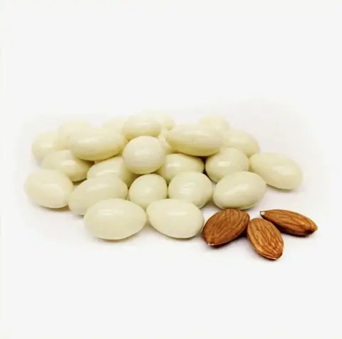 Драже Амавел Миндаль в бел. шок. Ягодный ммикс 593 3кг вес