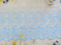 Вышивка на сетке, ш. 22 см, голубой