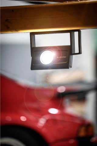 Фонарь универсальный Led Lenser IF4R, чёрный, светодиодный, 21700x2 (502001)