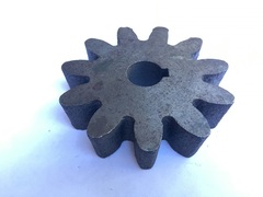 Шестерня привода барабана бетономешалки: вал 15 мм; Z-11; высота зуба 18 мм