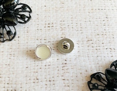 Пуговицы блузочная, d 1 см, на ножке