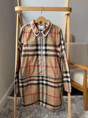 Платье Burberry, 152