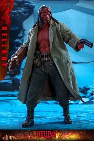Фигурка Коллекционная Хэллбой масштаб 1/6 Hot Toys