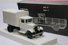 ZIS-5 early edition white LOMO-AVM 1:43
