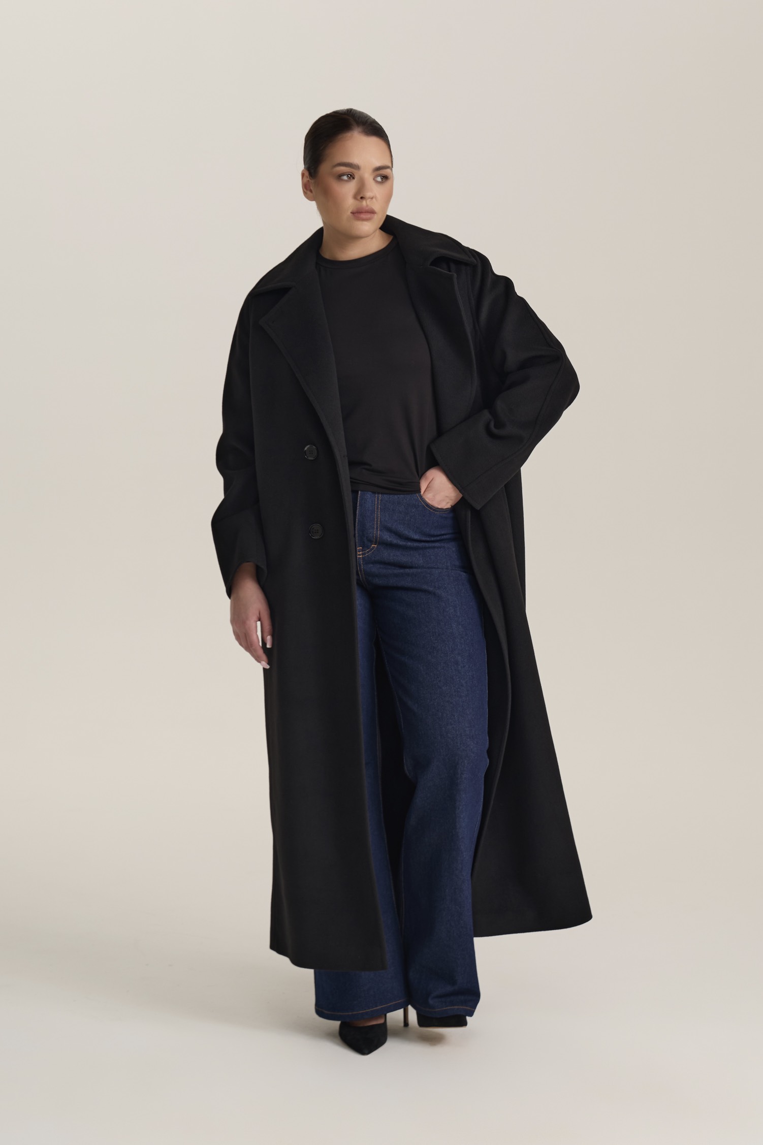 Пальто двубортное с отстрочкой, черный