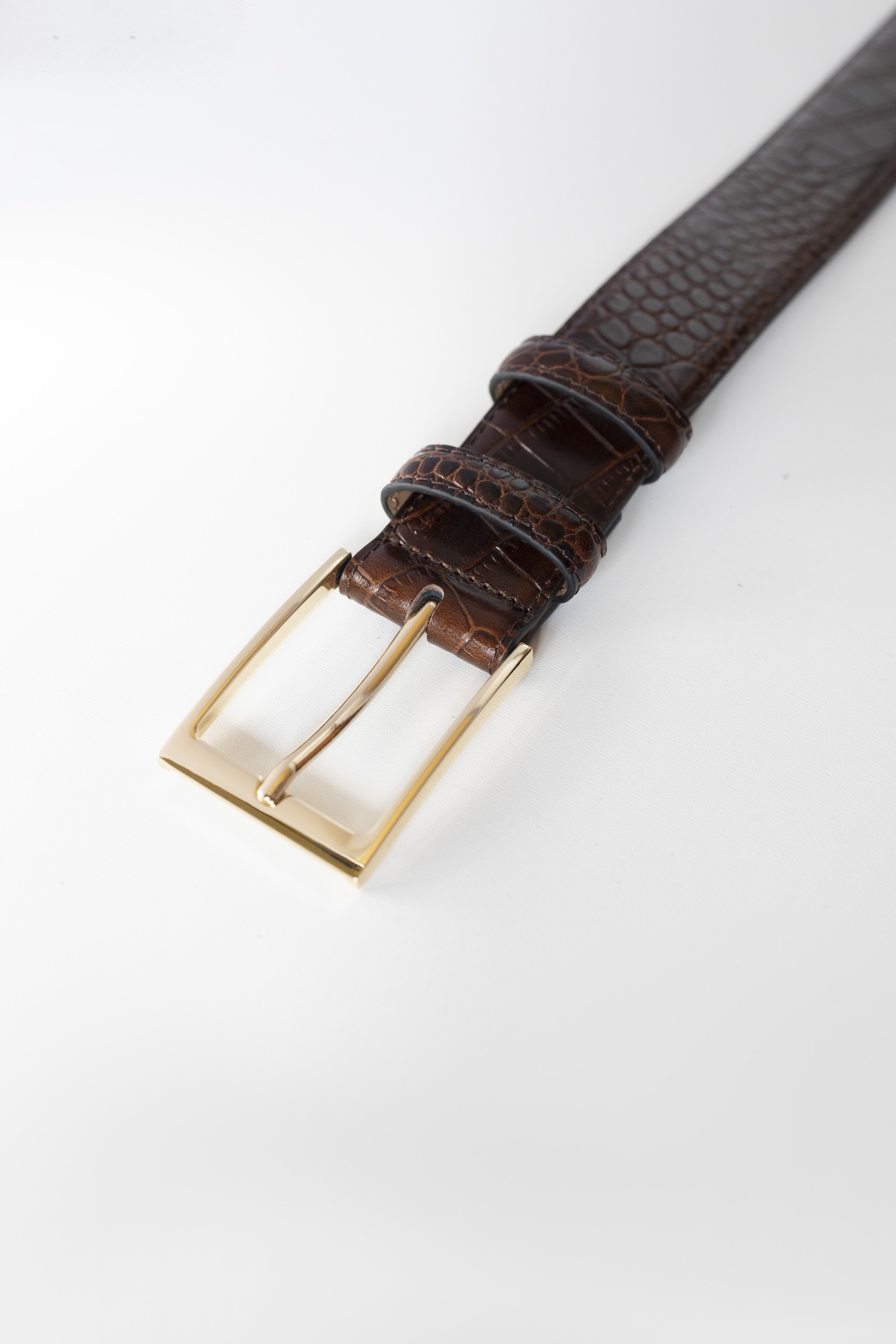Классический ремень из кожи с тиснением под крокодила, 35 мм, темно-коричневый