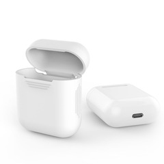 Чехол на airpods силиконовый (белый)