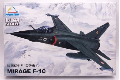 Сборная модель самолет в ассортименте 1/144