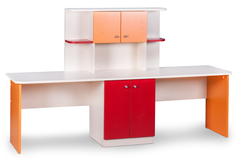 Уголок ИЗО "КАРАНДАШ"