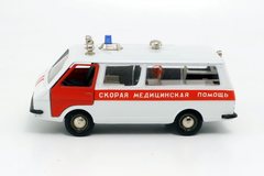 RAF-22031 (2203) Latvia Ambulance 1:43 Agat Mossar Tantal